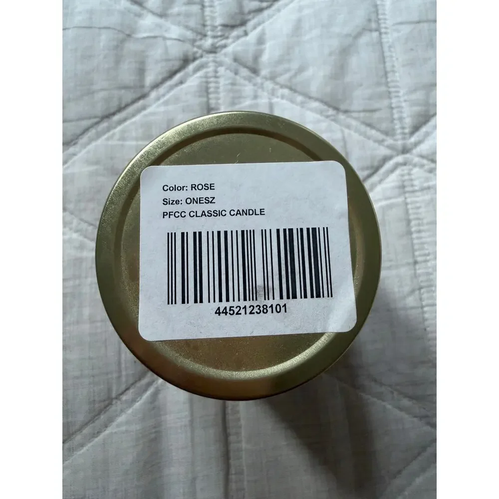 NEW P.F. Candle Soy Candle - Sandalwood Rose 7.2 oz
